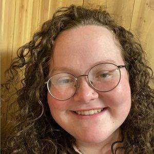 Meet your Posher, Karly